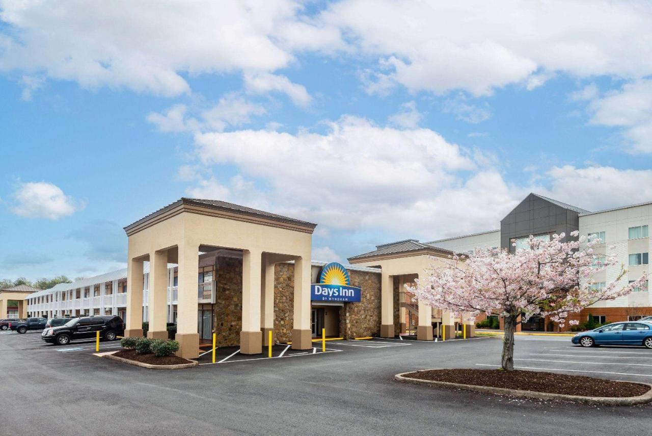 Days By Wyndham Charlottesville/university Area Motel