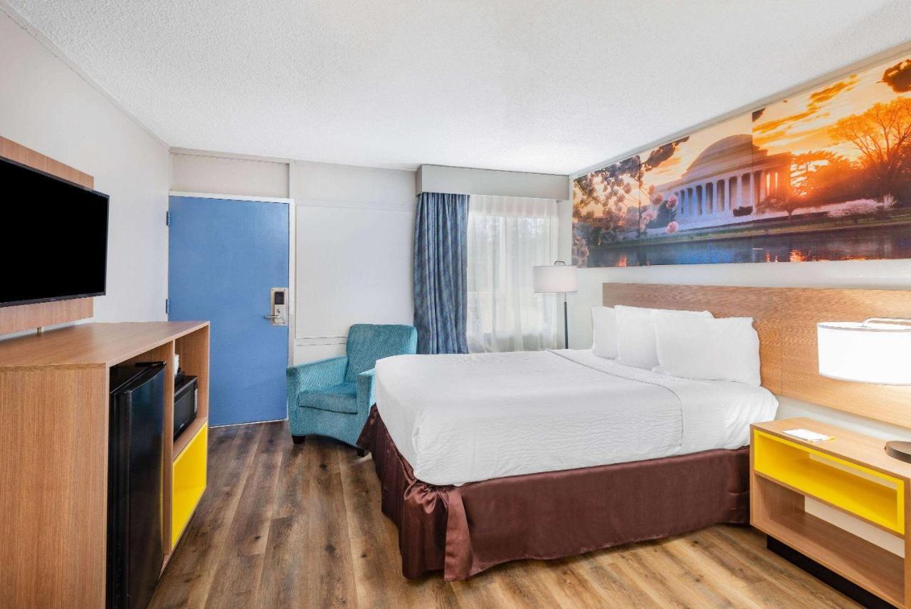 Motel Days By Wyndham Charlottesville/university Area 3*