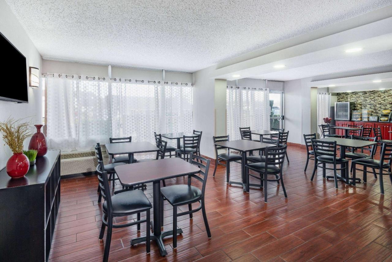 Days By Wyndham Charlottesville/university Area