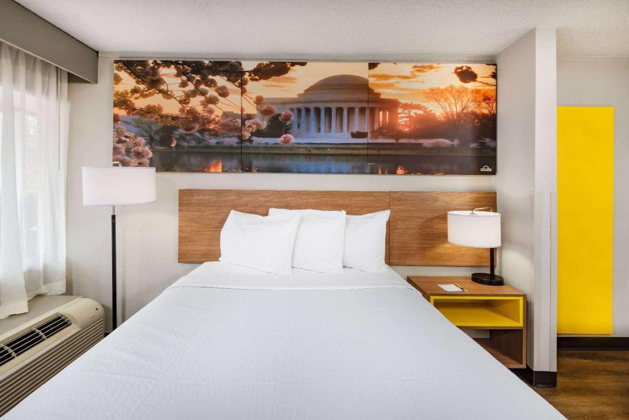 Motel Days By Wyndham Charlottesville/university Area