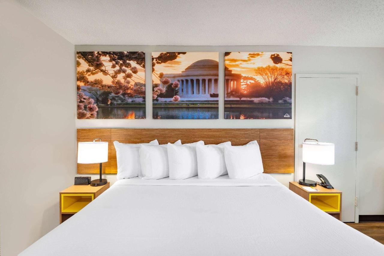 Days By Wyndham Charlottesville/university Area 3* Charlottesville