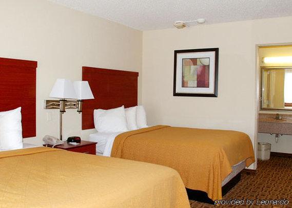 Days By Wyndham Charlottesville/university Area Charlottesville