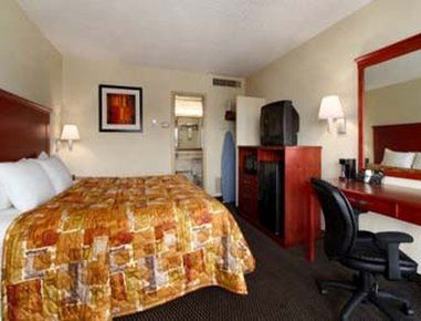 Motel Days By Wyndham Charlottesville/university Area Charlottesville